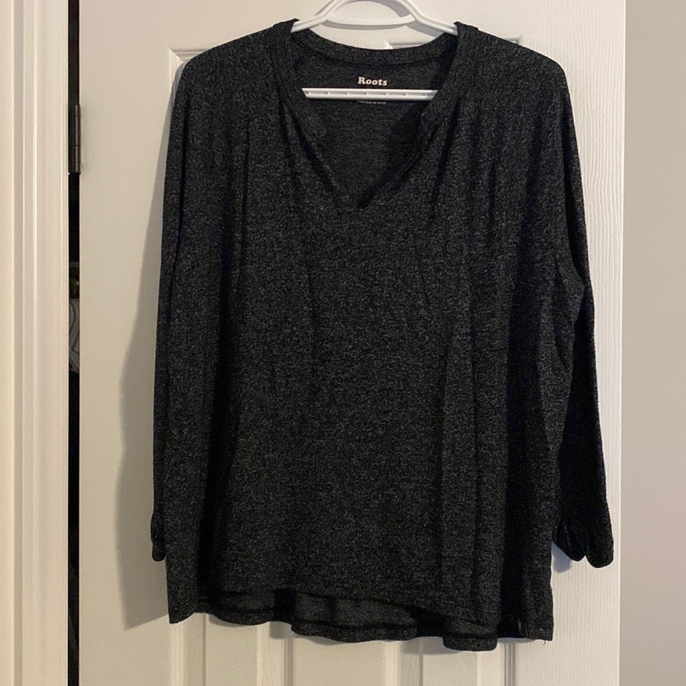 roots 3/4 sleeve shirt